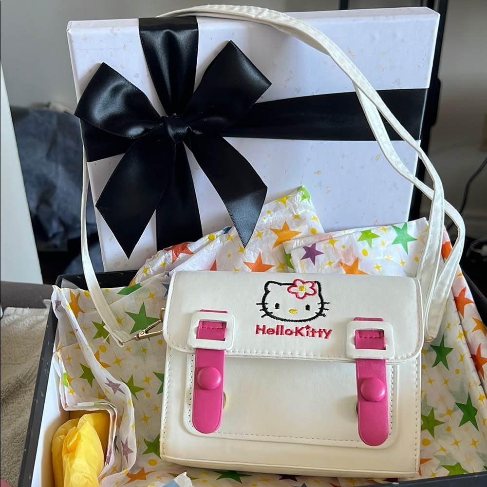 Hello Kitty White and Pink small Satchel Bag